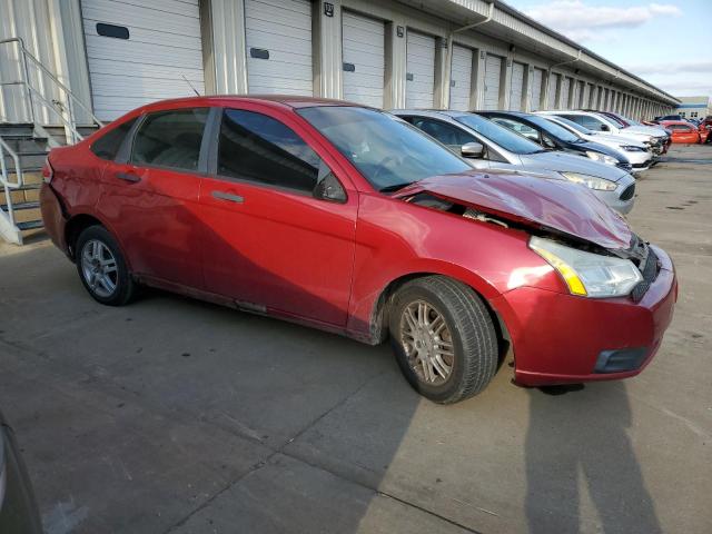 1FAHP3FN1BW195678 - 2011 FORD FOCUS SE RED photo 4