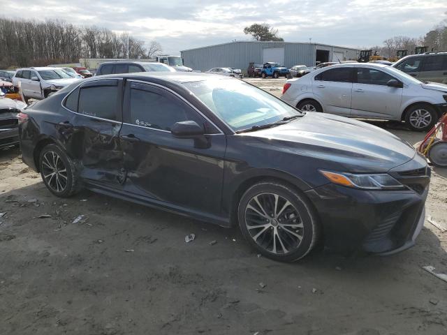 4T1B11HK0JU090595 - 2018 TOYOTA CAMRY SE L BLACK photo 4