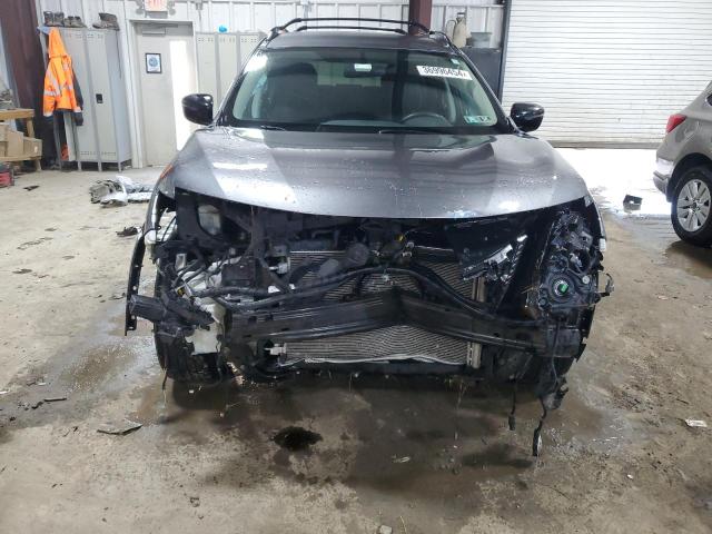 5N1AT2MVXJC812737 - 2018 NISSAN ROGUE S GRAY photo 5