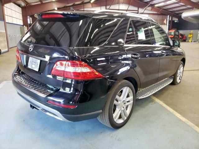 4JGDA5HBXEA357958 - 2014 MERCEDES-BENZ ML 350 4MATIC BLACK photo 4