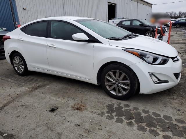 5NPDH4AE9EH459095 - 2014 HYUNDAI ELANTRA SE WHITE photo 4