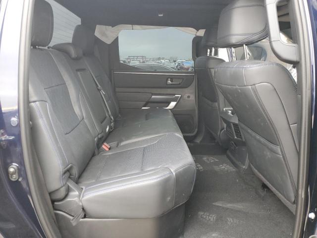 5TFNA5DB7PX085593 - 2023 TOYOTA TUNDRA CREWMAX PLATINUM Blau Foto 10