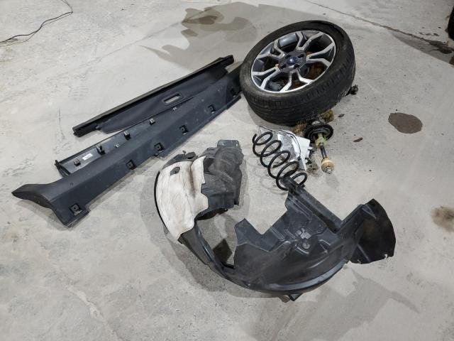 MAJ6P1UL9JC222607 - 2018 FORD ECOSPORT SE SILVER photo 12