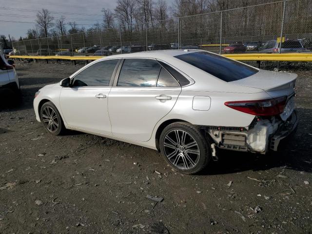 4T1BF1FK6GU509174 - 2016 TOYOTA CAMRY LE WHITE photo 2