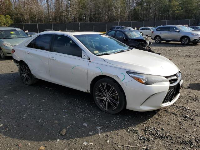 4T1BF1FK6GU509174 - 2016 TOYOTA CAMRY LE WHITE photo 4