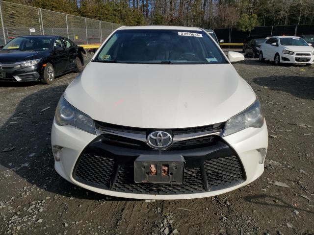 4T1BF1FK6GU509174 - 2016 TOYOTA CAMRY LE WHITE photo 5