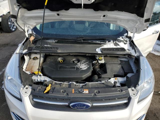 1FMCU9G95GUC36703 - 2016 FORD ESCAPE SE WHITE photo 11