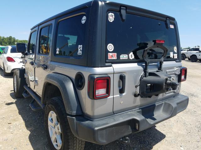 1C4HJXDG9JW189536 - 2018 JEEP WRANGLER UNLIMITED SPORT  photo 3