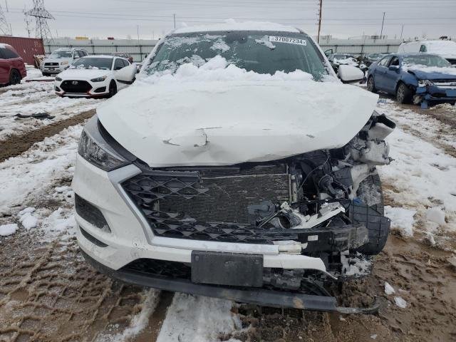 KM8J2CA45KU861117 - 2019 HYUNDAI TUCSON SE WHITE photo 5