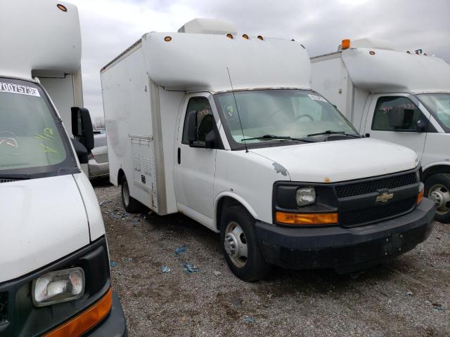 1GBJG31U071250267 - 2007 CHEVROLET G3100 WHITE photo 4