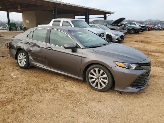 4T1B11HKXJU640997 - 2018 TOYOTA CAMRY L GRAY photo 4