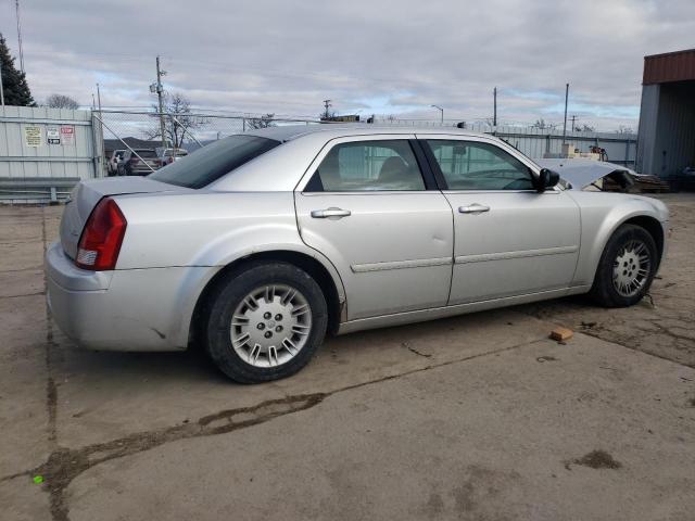 2C3KA43R16H239234 - 2006 CHRYSLER 300 SILVER photo 3