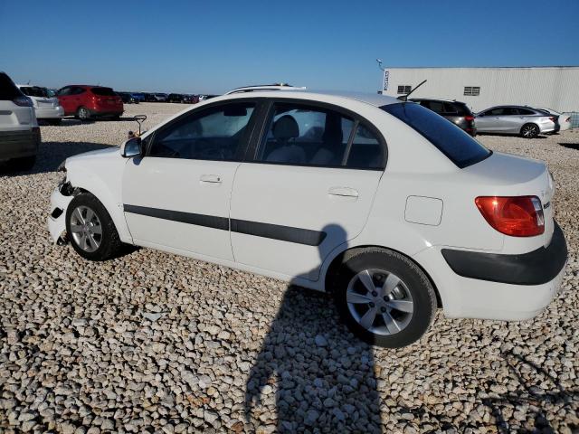 KNADE123466125795 - 2006 KIA RIO WHITE photo 2