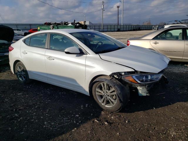 5NPD84LF2HH110497 - 2017 HYUNDAI ELANTRA SE WHITE photo 4