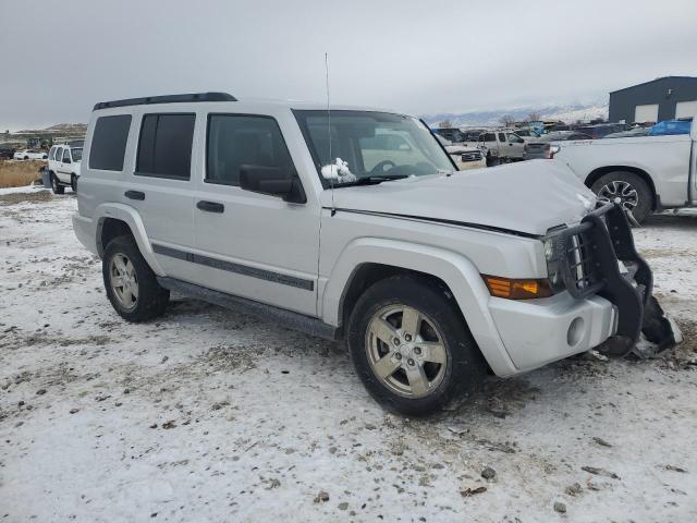 1J8HG48N36C275187 - 2006 JEEP COMMANDER SILVER photo 4