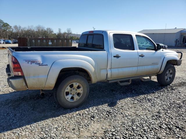 3TMMU52N96M002833 - 2006 TOYOTA TACOMA DOUBLE CAB LONG BED SILVER photo 3