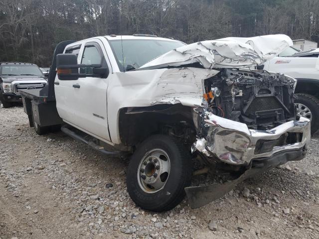 1GB4CYC85FF612052 - 2015 CHEVROLET SILVERADO C3500 WHITE photo 4