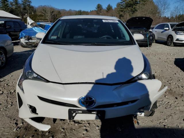 JTDKARFU0H3029707 - 2017 TOYOTA PRIUS WHITE photo 5