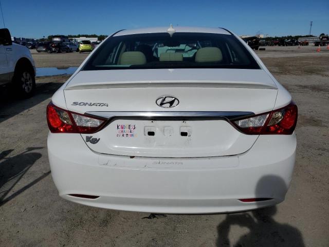 5NPEB4AC1DH665143 - 2013 HYUNDAI SONATA GLS WHITE photo 6