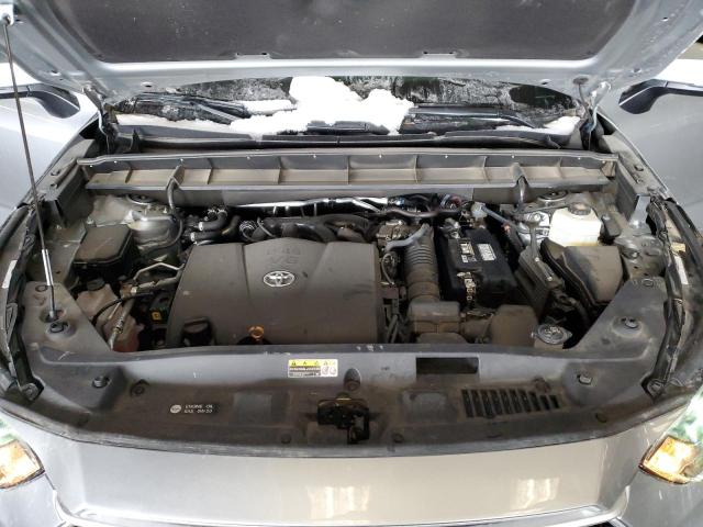 5TDHZRBH6NS195932 - 2022 TOYOTA HIGHLANDER XLE SILVER photo 12