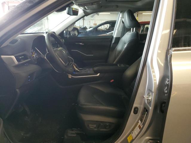 5TDHZRBH6NS195932 - 2022 TOYOTA HIGHLANDER XLE SILVER photo 7