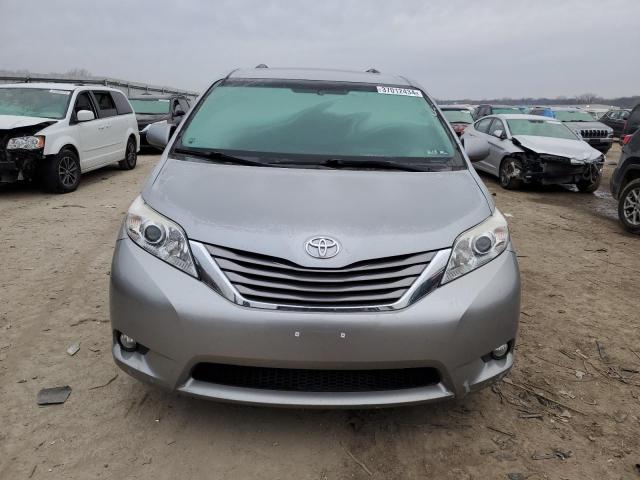 5TDYK3DC1GS732163 - 2016 TOYOTA SIENNA XLE SILVER photo 5