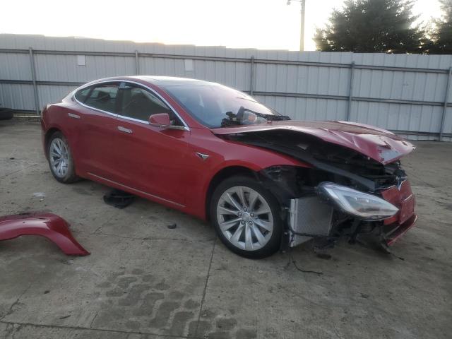 5YJSA1E29HF189458 - 2017 TESLA MODEL S RED photo 4