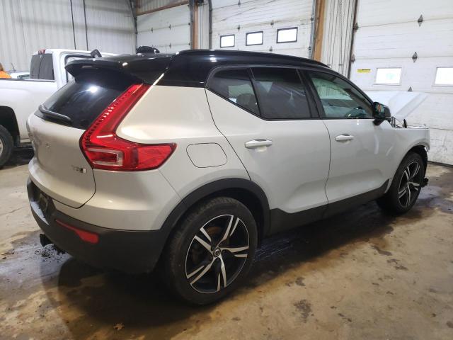 YV4162UM3M2562428 - 2021 VOLVO XC40 T5 R-DESIGN WHITE photo 3