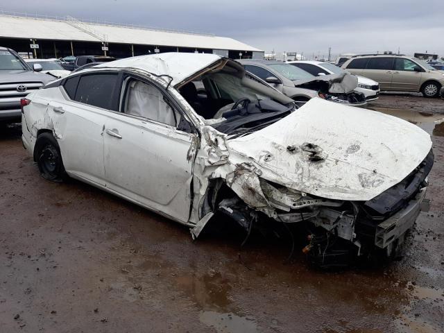 1N4BL4BV6KN329152 - 2019 NISSAN ALTIMA S WHITE photo 4