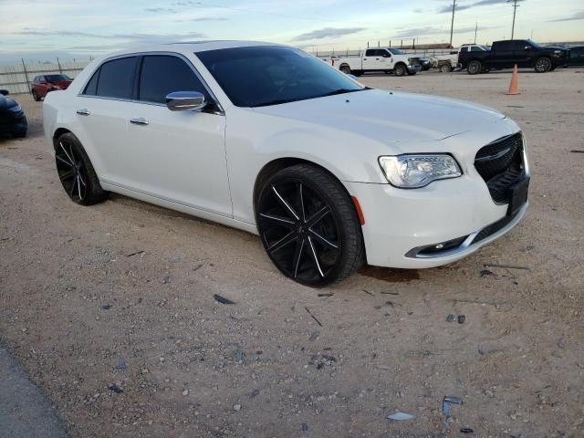 2C3CCAKG1KH634473 - 2019 CHRYSLER 300 LIMITED WHITE photo 4