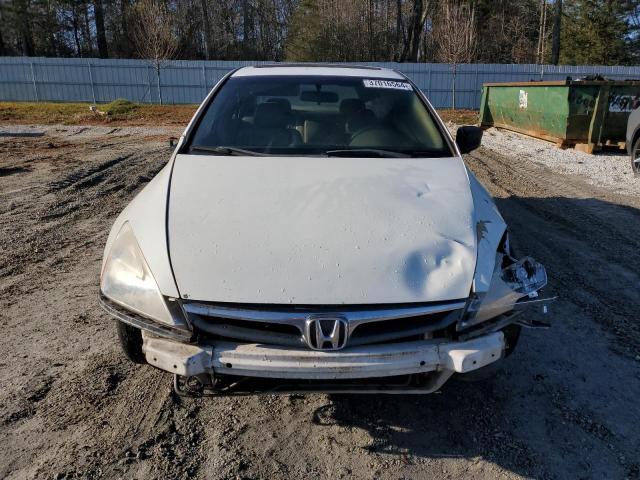 1HGCM66837A080613 - 2007 HONDA ACCORD EX WHITE photo 5