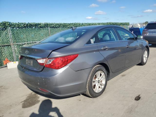 5NPEB4AC6BH117068 - 2011 HYUNDAI SONATA GLS GRAY photo 3