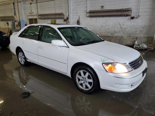 4T1BF28B14U369596 - 2004 TOYOTA AVALON XL WHITE photo 4