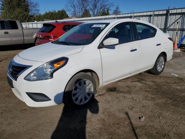 3N1CN7AP7KL881078 - 2019 NISSAN VERSA S WHITE photo 1