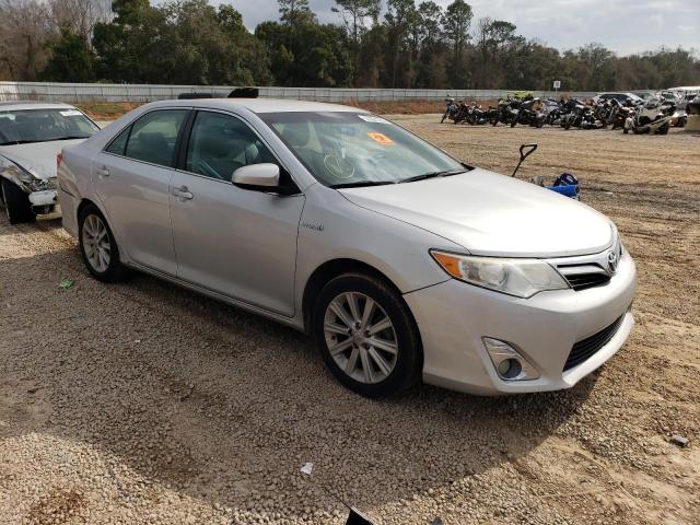 4T1BD1FK0EU135633 - 2014 TOYOTA CAMRY HYBRID SILVER photo 4