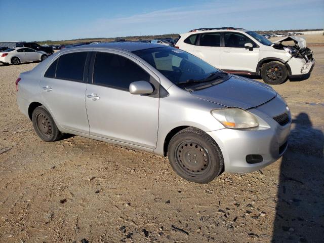 JTDBT4K33CL017652 - 2012 TOYOTA YARIS SILVER photo 4