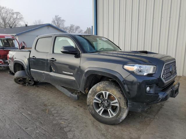 3TMCZ5AN5JM158875 - 2018 TOYOTA TACOMA DOUBLE CAB 黑色 照片 4