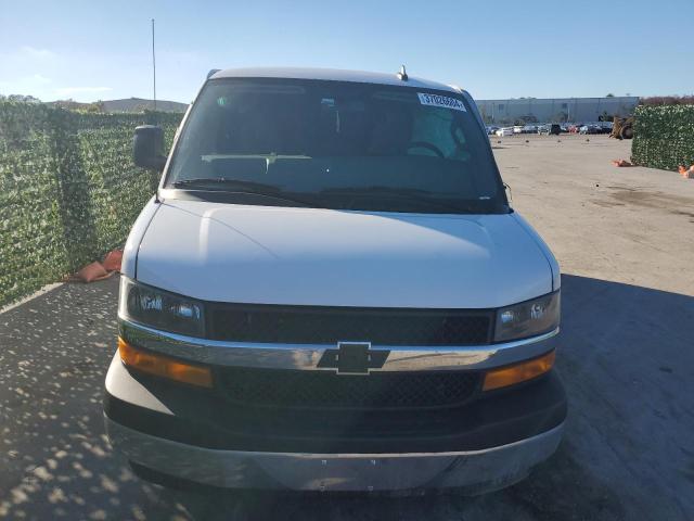 1GCWGAFP2N1288847 - 2022 CHEVROLET EXPRESS G2 WHITE photo 5