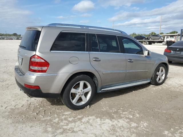 4JGBF25E39A497457 - 2009 MERCEDES-BENZ GL SILVER photo 3