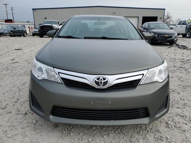 4T4BF1FKXER393657 - 2014 TOYOTA CAMRY L GRAY photo 5