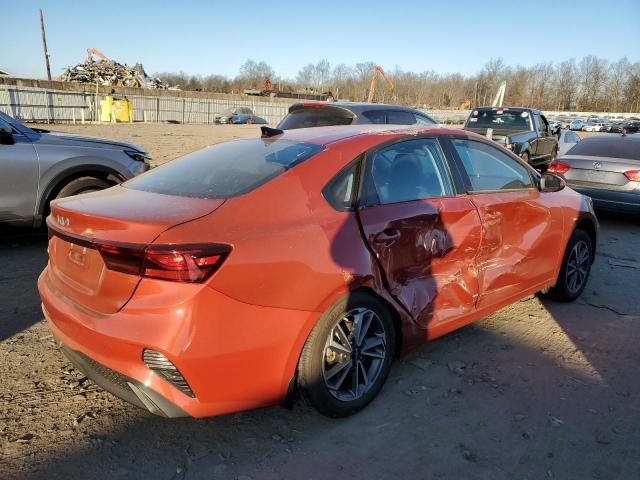 3KPF24AD9PE514976 - 2023 KIA FORTE LX ORANGE photo 3