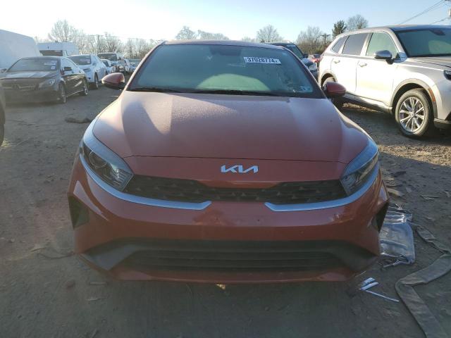 3KPF24AD9PE514976 - 2023 KIA FORTE LX ORANGE photo 5