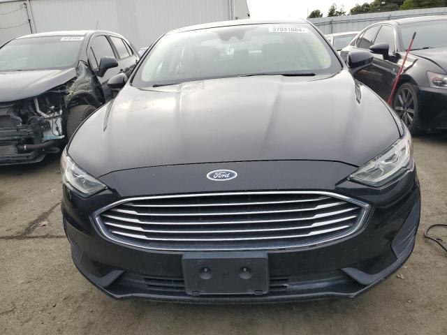 3FA6P0HD0KR203928 - 2019 FORD FUSION SE BLACK photo 5