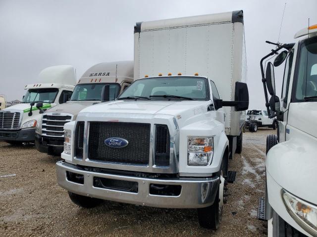 1FDNF6AN8NDF8911 - 2022 FORD F650 SUPER DUTY WHITE photo 2