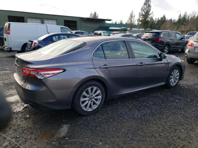 4T1B11HK9JU562387 - 2018 TOYOTA CAMRY L GRAY photo 3