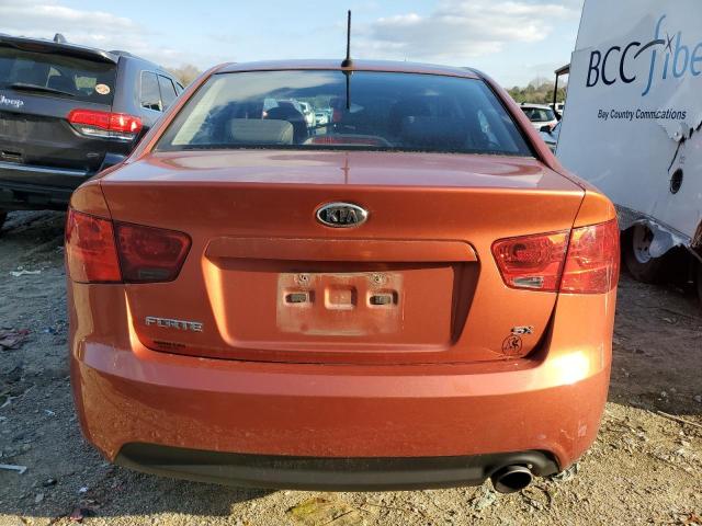 KNAFW4A36A5058186 - 2010 KIA FORTE SX ORANGE photo 6