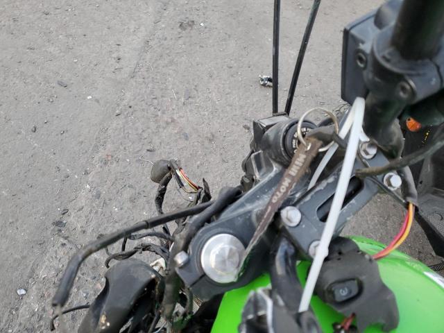 JKAEXEA168A044509 - 2008 KAWASAKI EX650 A İki rəngli foto 8