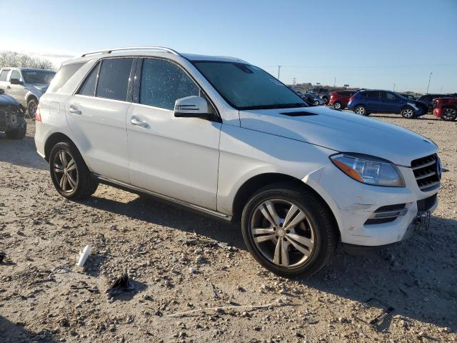 4JGDA5HB0EA280467 - 2014 MERCEDES-BENZ ML 350 4MATIC WHITE photo 4