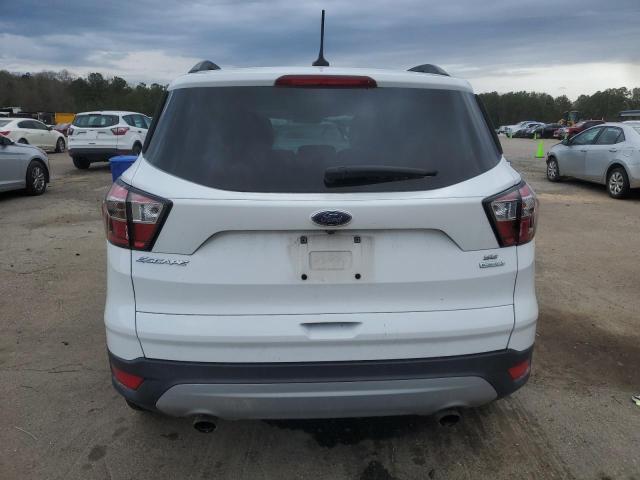 1FMCU0GD8JUB36098 - 2018 FORD ESCAPE SE WHITE photo 6