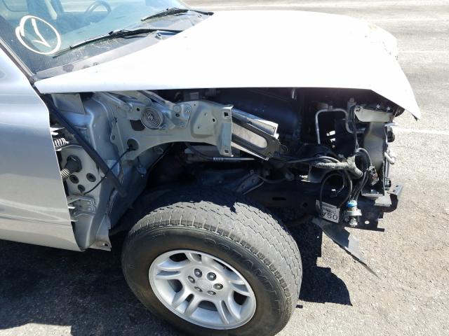 1D7GL12K24S589952 - 2004 DODGE DAKOTA SXT  photo 9